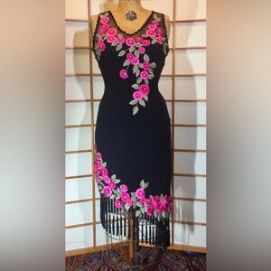 Vintage Cache Y2k Embroidered 100% Silk Beaded Fringe Bottom Floral Black Dress